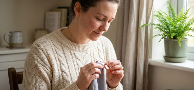 Comment entretenir vos précieux accessoires : les conseils essentiels pour prendre soin de vos bijoux Comment entretenir vos précieux accessoires : les conseils essentiels pour prendre soin de vos bijoux